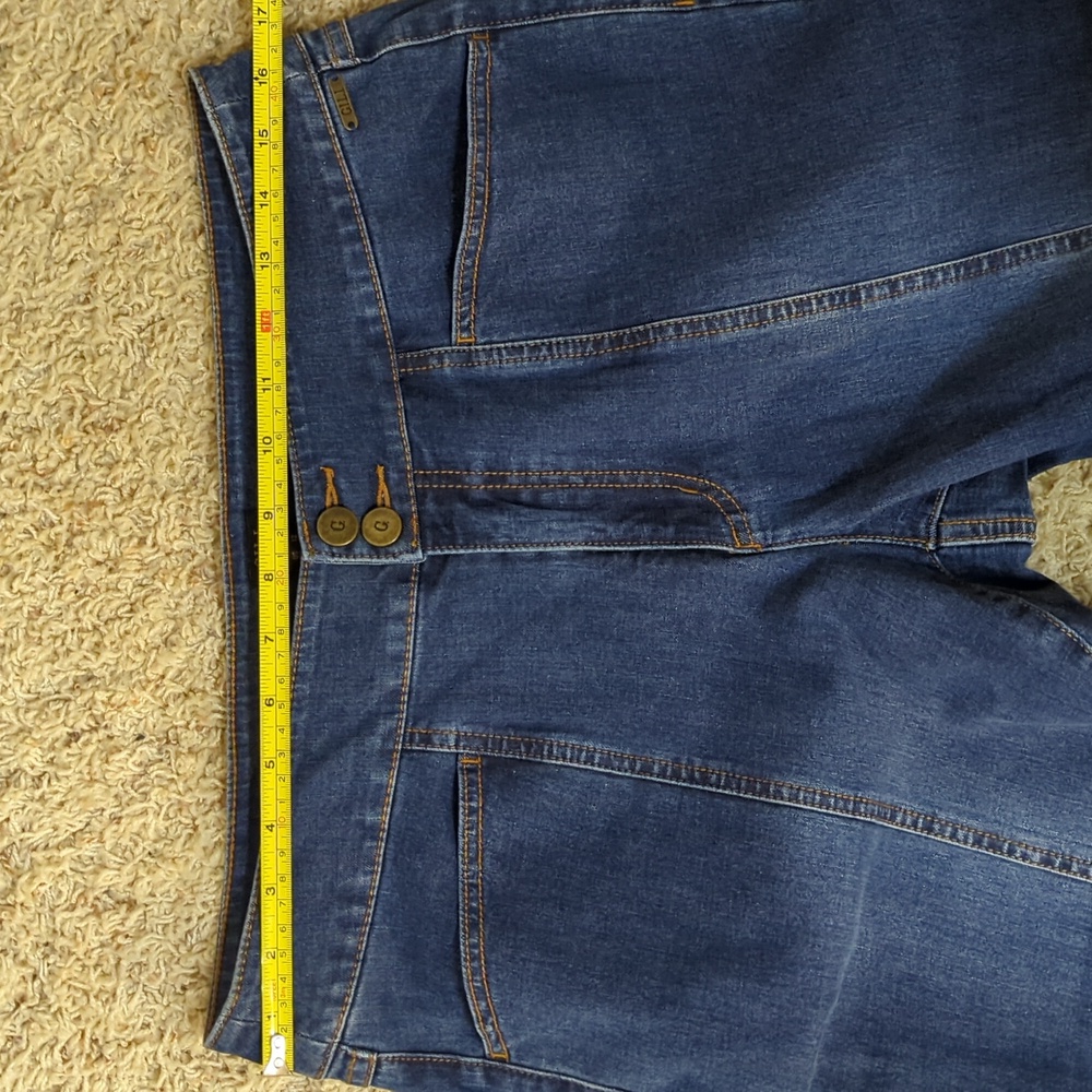 G.I.L.I Flared Jeans - Women's Size 12 Slit Back Front Seam Medium Wash - Picture 12 of 14